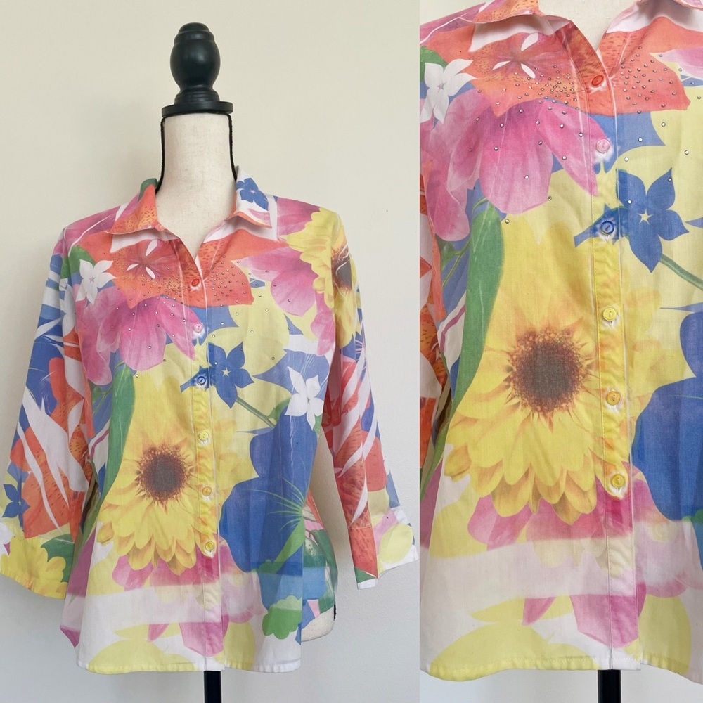 Vintage 90s Floral Photo Print Button Down Blouse - Picture 7 of 7
